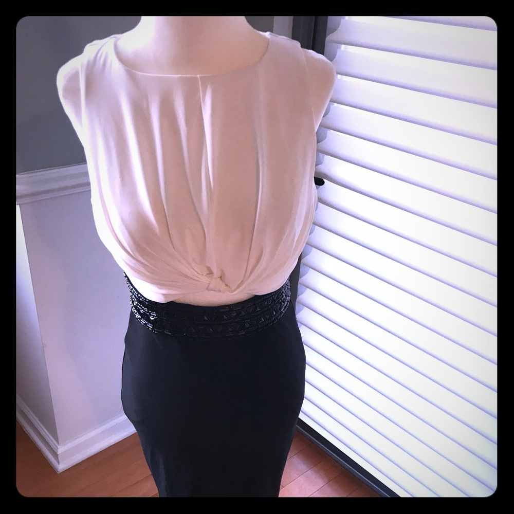 NWT black and white mac duggal cocktail dress